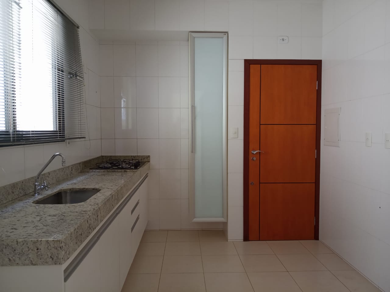 Apartamento no Centro com 3 quartos e 2 banheiros