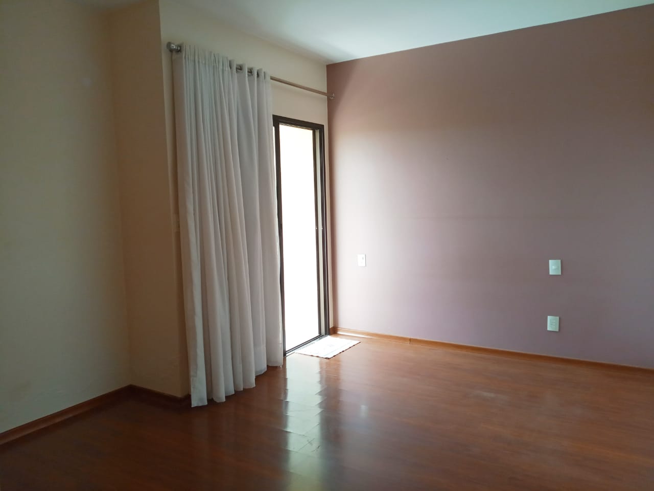 Apartamento no Centro com 3 quartos e 2 banheiros