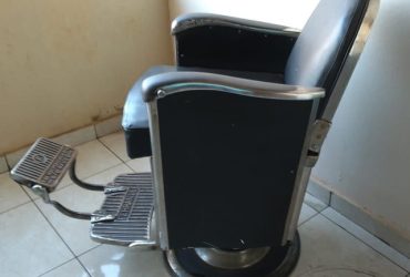 Cadeira De Barbeiro Ferrante Pronta Entrega